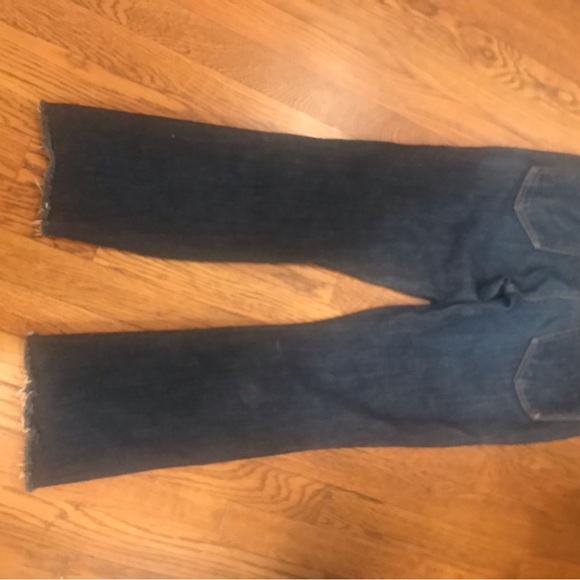 COPY - Mother Insider Jeans 30 Crop Step Clean Sweep . Reserved for Brookf1 ONLY - Picture 2 of 5